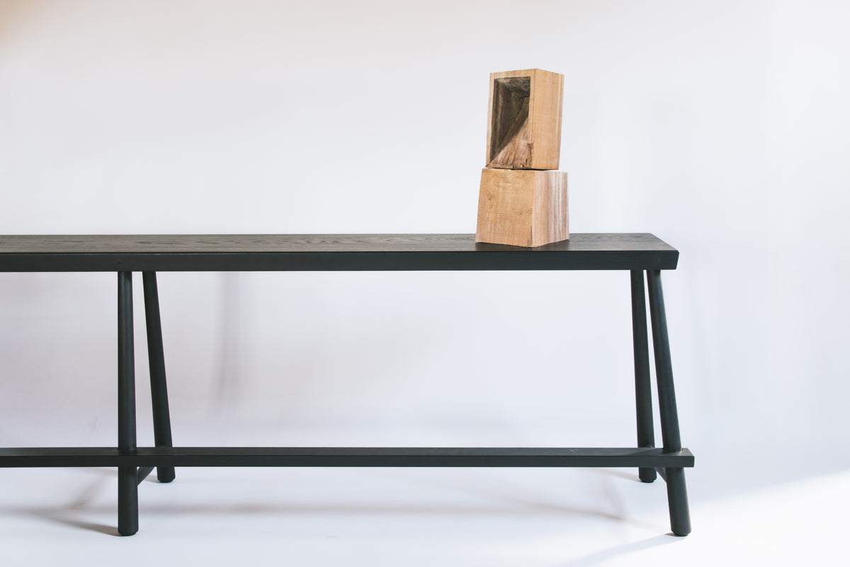 Raised Pinned Leg Bench