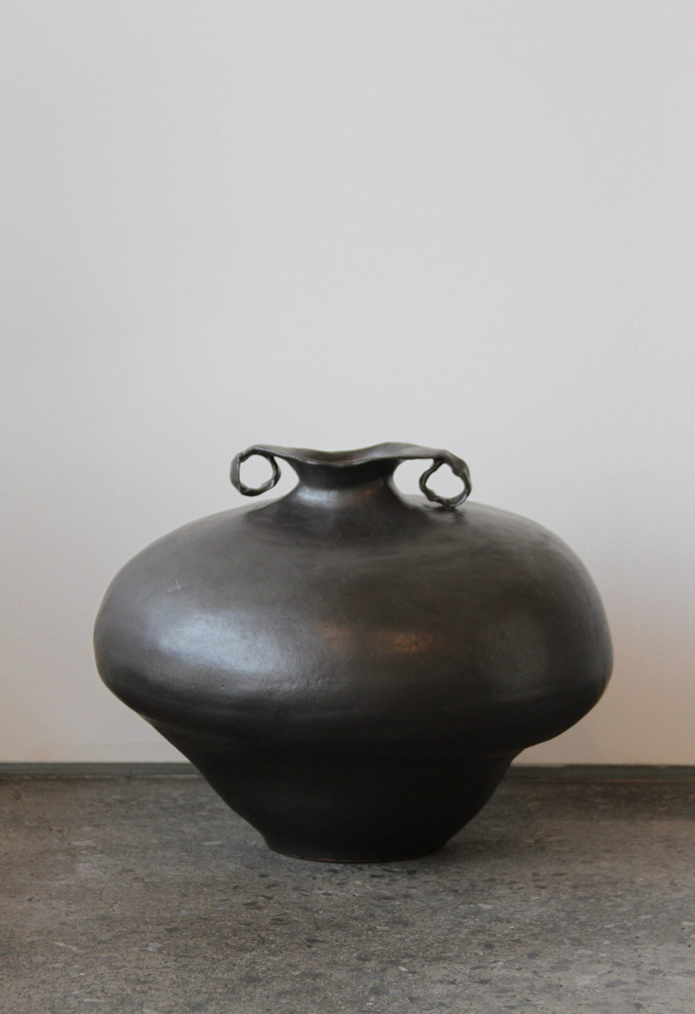 Julia Dankov Amphora