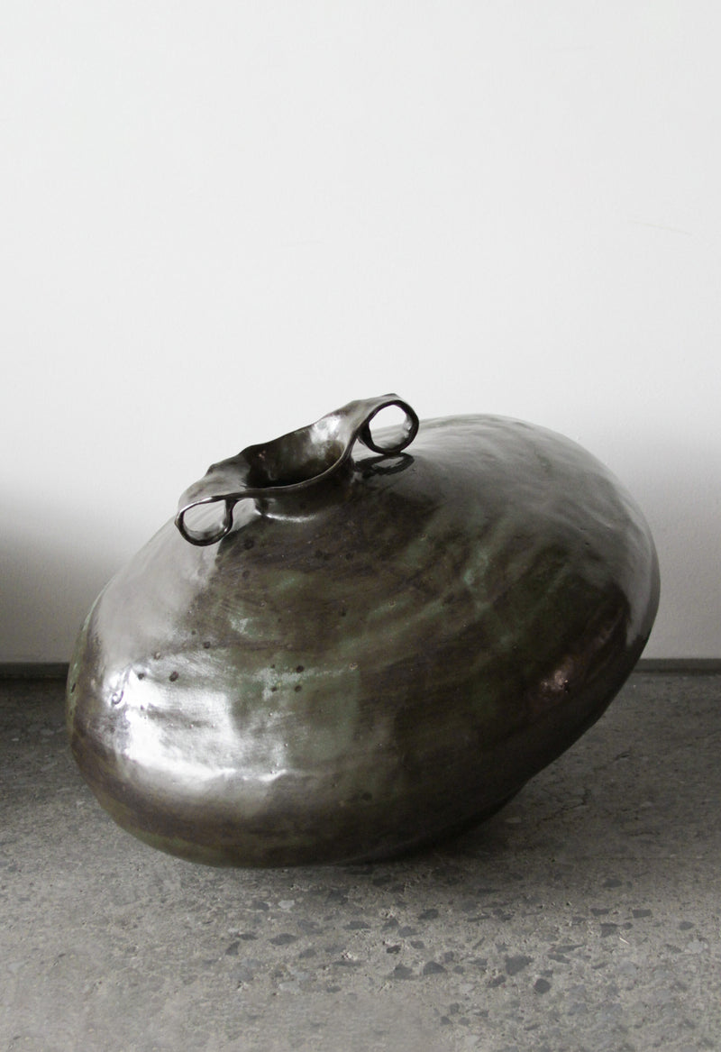Julia Dankov Green Black Amphora