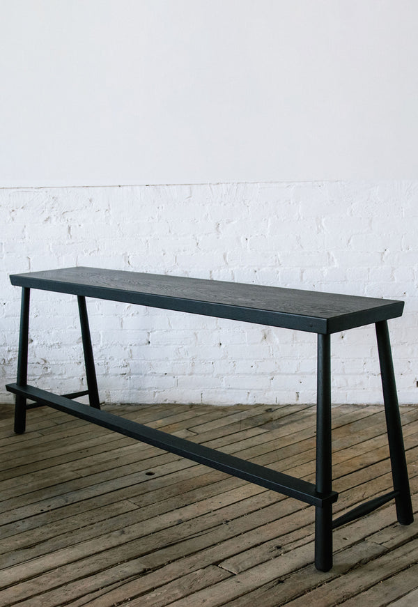 Raised Pinned Leg Bench